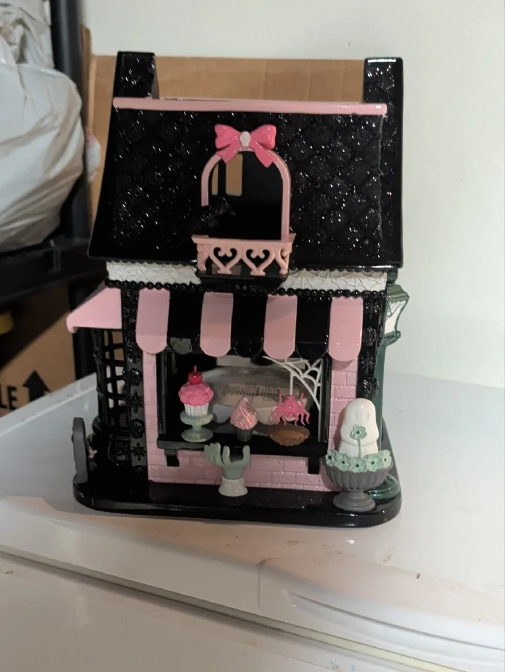 Bath And Body Works 2025 Gothic Delights Pink & Black Candle Holder